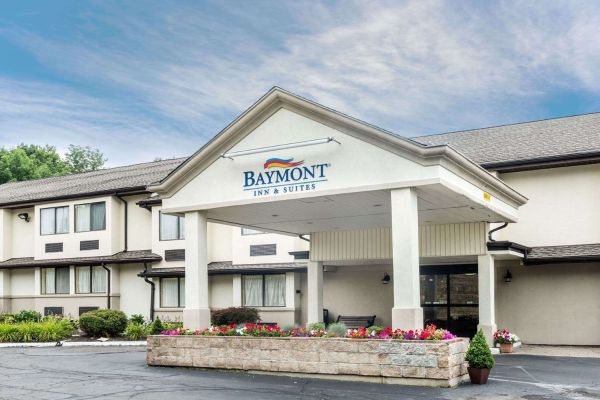 BAYMONT INN & SUITES BRANFORD (Stony Creek)
